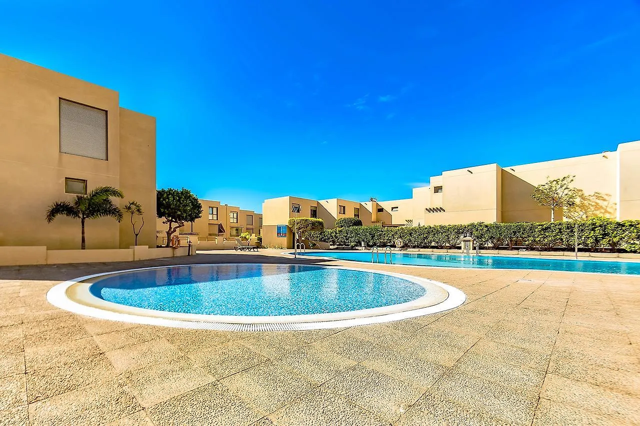 Family Townhouse La Tejita Apartman